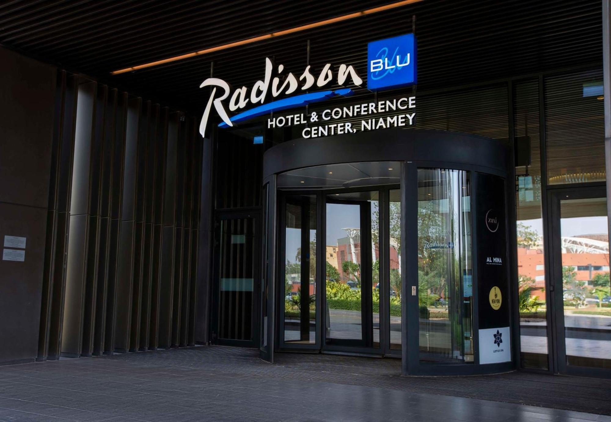 Radisson Blu Hotel & Conference Center, Niamey Exteriör bild
